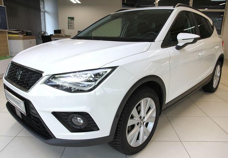 Gebraucht Seat Arona Style 116 PS (85 kW) 2020 Weiß SUV