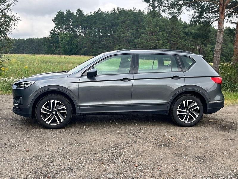 Grau Gebraucht 2020 Seat Tarraco 4Drive SUV | 20.200 € (Superpreis) - Bild 1/4