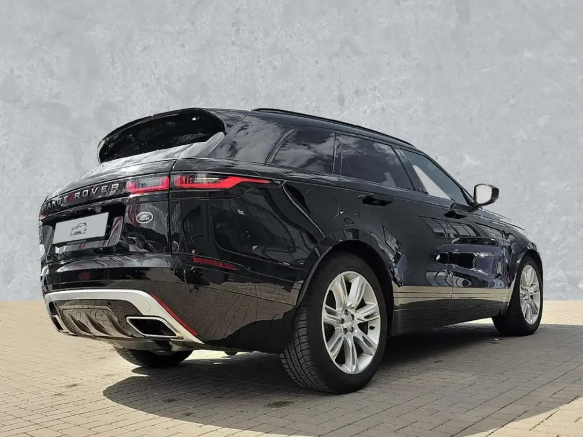 Gebraucht Land Rover Range Rover Velar HSE Dynamic 300 PS (220 kW) 2023 Santorini black SUV
