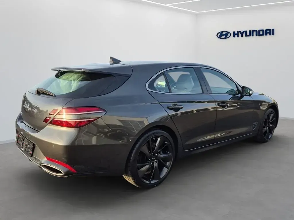 Neu Genesis G70 Sport 245 PS (180 kW) 2025 Grau Limousine