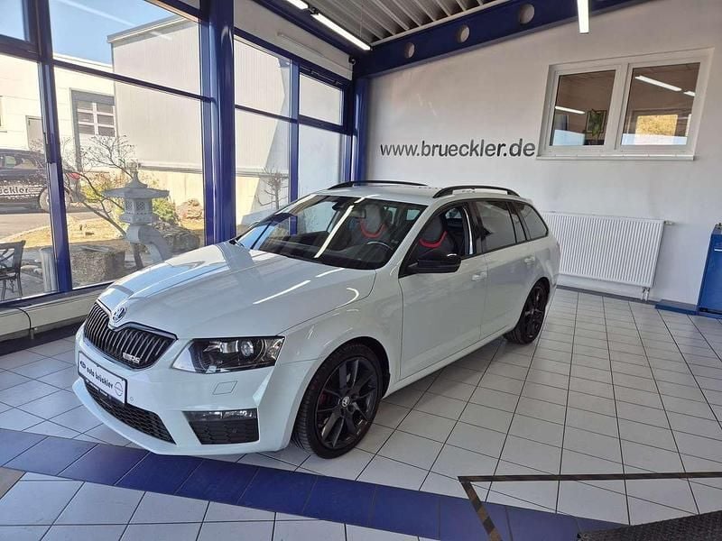 Gebraucht Skoda Octavia RS 184 PS (135 kW) 2017 Laserweiss Kombi