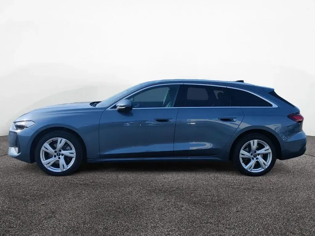 Gebraucht Audi A5 Performance 204 PS (150 kW) 2025 Horizontblau metallic Kombi