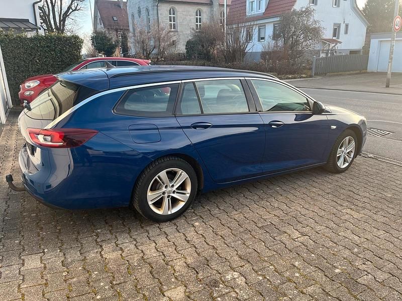 Andere farben Gebraucht 2018 Opel Insignia Kombi | 6.900 € (Superpreis) - Bild 1/4