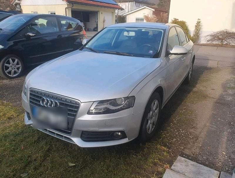 Gebraucht Audi A4 Ambiente 160 PS (117 kW) 2010 Silber Limousine