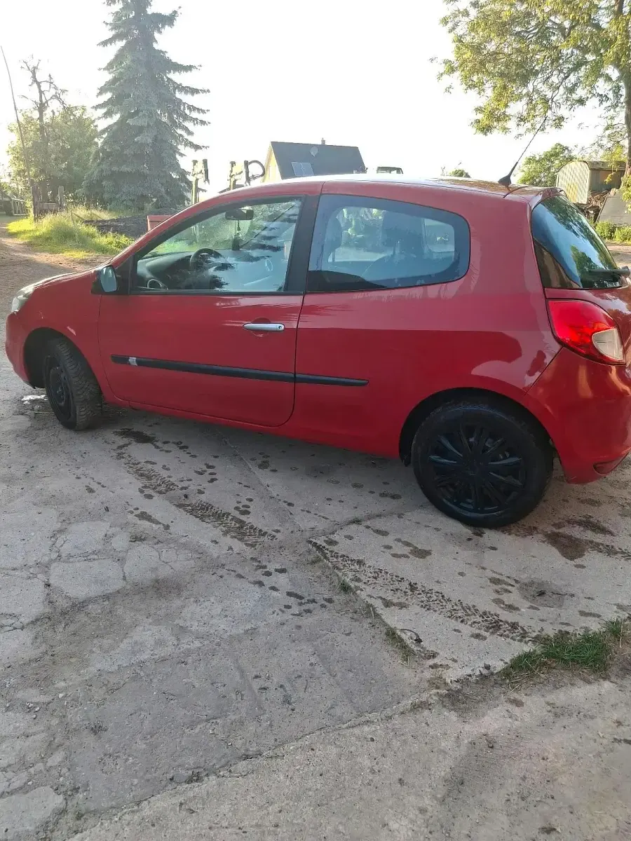 Gebraucht Renault Clio 75 PS (55 kW) 2010 Kleinwagen