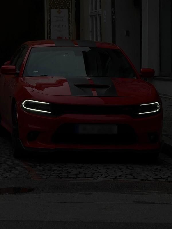 Gebraucht Dodge Charger SXT 306 PS (225 kW) 2018 Rot Limousine