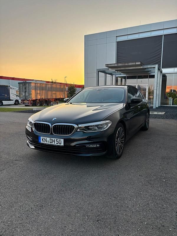 Schwarz Gebraucht 2018 BMW 520 Limousine | 24.999 € (Fairer Preis) - Bild 1/4