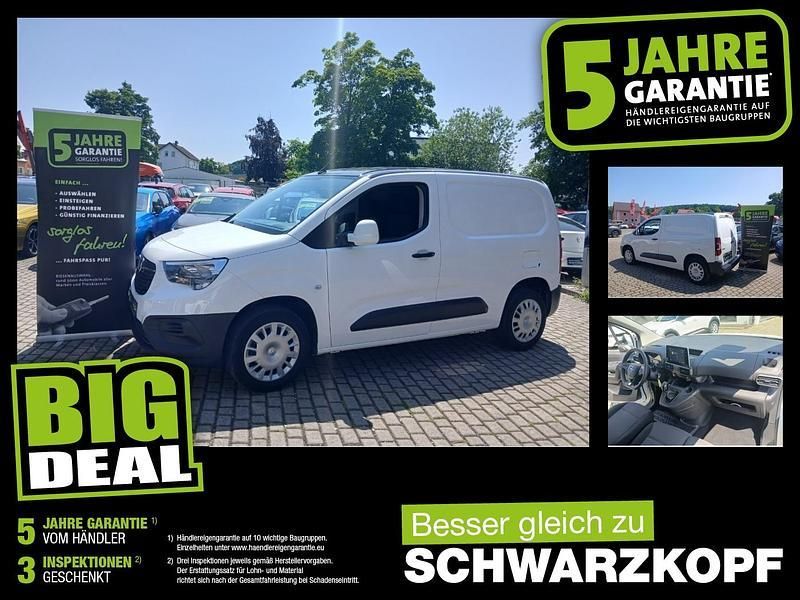 Jade weiss Gebraucht 2020 Opel Combo Van / Kleinbus | 13.970 € (Teuer) - Bild 1/4