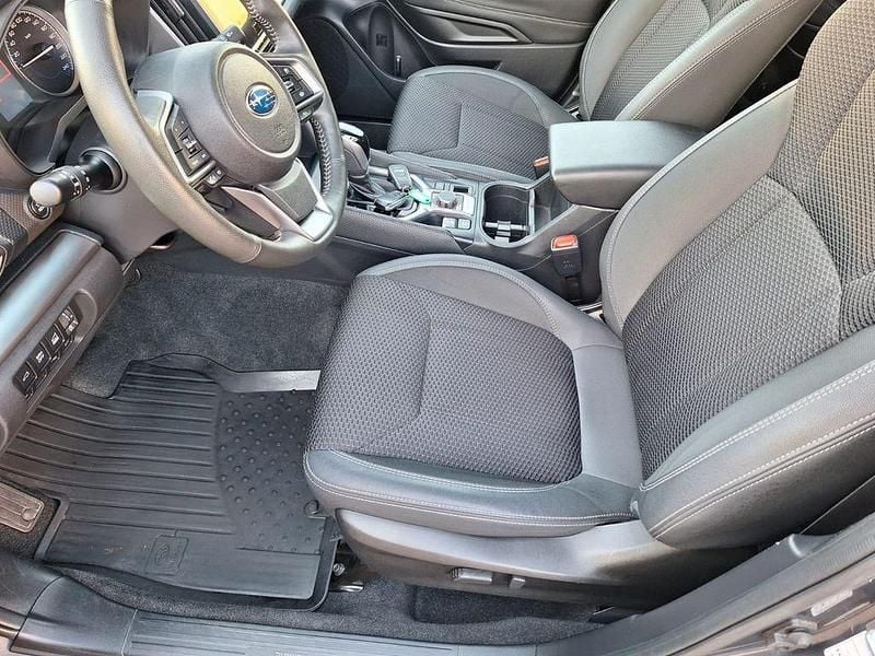 Gebraucht Subaru Forester Comfort 150 PS (110 kW) 2024 Magnetite gray p8y SUV