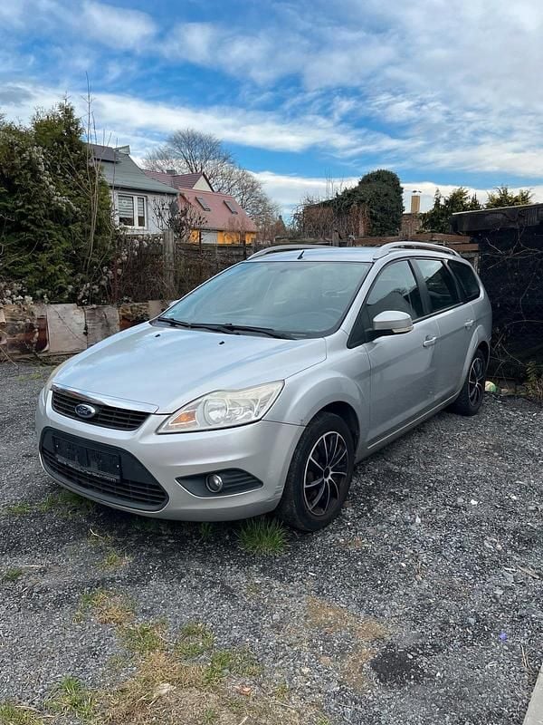 Gebraucht Ford Focus 101 PS (74 kW) 2009 Silber Kombi