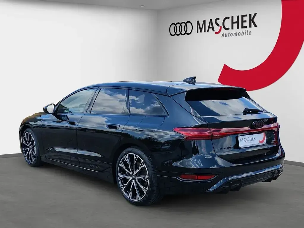 Neu Audi A6 e-tron S-Line 314 kW (428 PS) 2026 Schwarz Kombi