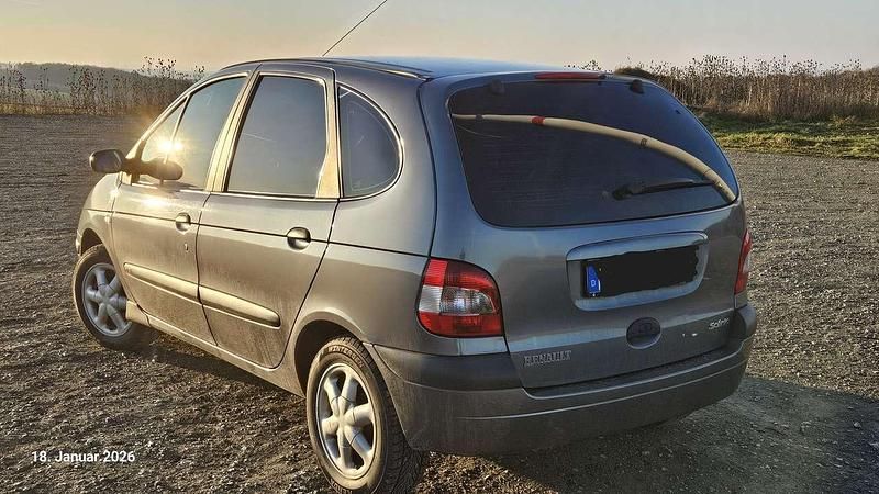 Gebraucht Renault Scénic 107 PS (78 kW) 2000 Van / Kleinbus