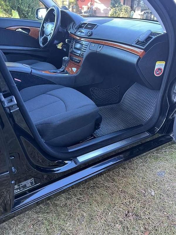 Gebraucht Mercedes E220 Elegance 170 PS (125 kW) 2006 Limousine