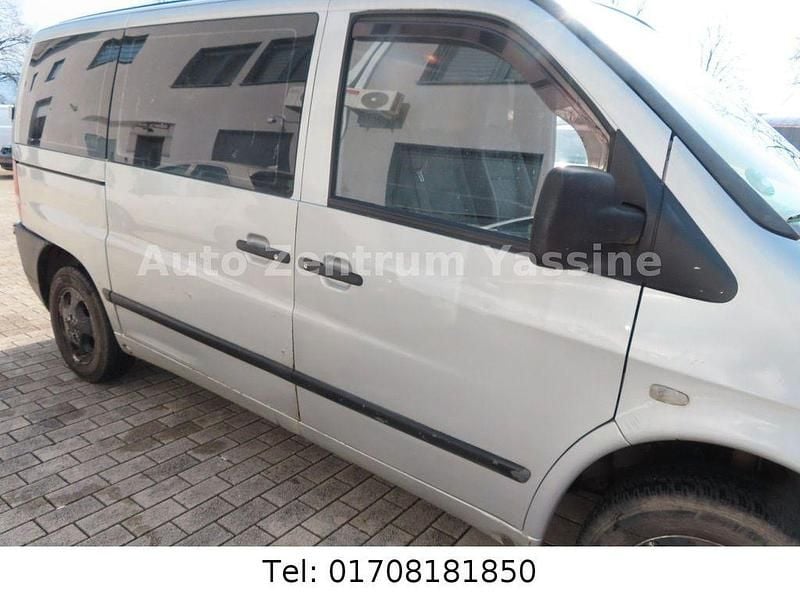 Gebraucht Mercedes Vito 102 PS (75 kW) 2003 Silber Van