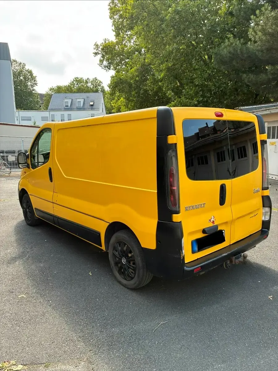 Gebraucht Renault Trafic 101 PS (74 kW) 2004 Gelb Van / Kleinbus