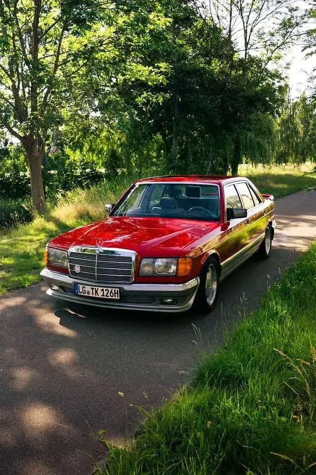 Gebraucht Mercedes 280 185 PS (136 kW) 1984 Rot