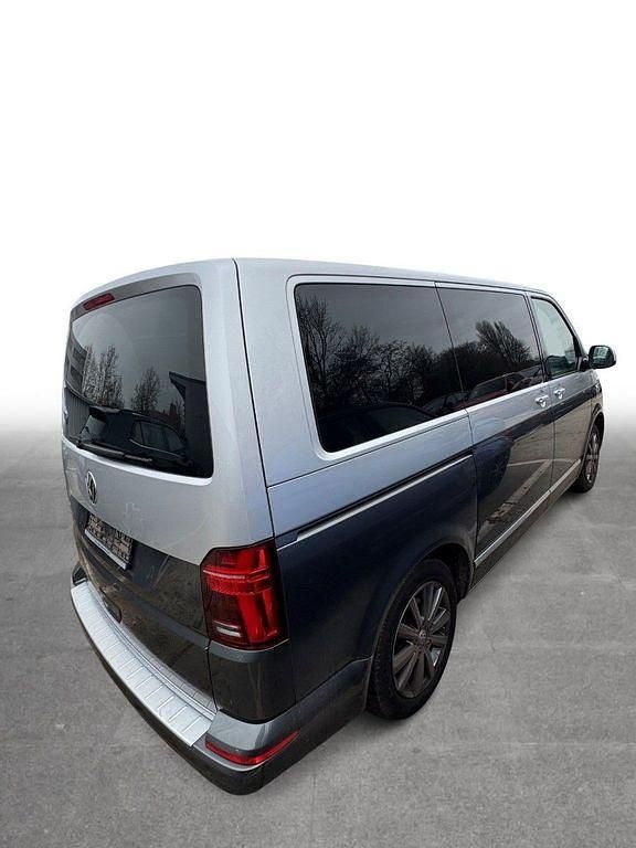 Gebraucht VW Multivan Generation Six 204 PS (150 kW) 2021 Reflexsilber metallic/ indiumg Van