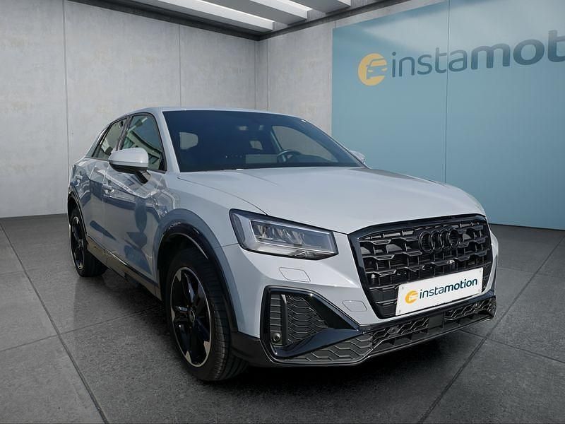 Gebraucht Audi Q2 S-Line 150 PS (110 kW) 2023 Grau SUV