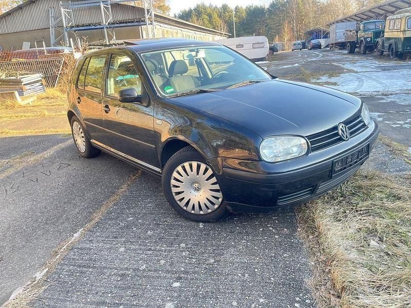 Schwarz Gebraucht 2001 VW Golf Edition Limousine | 1.599 € (Guter Preis) - Bild 1/4