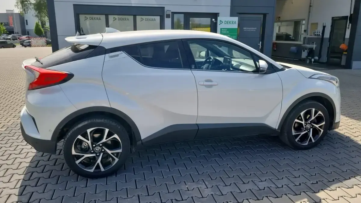 Second-hand Toyota C-HR 116 CP (85 kW) 2019 SUV