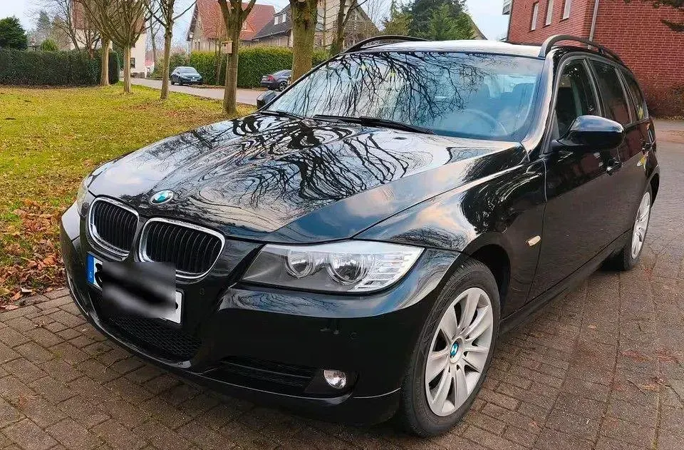 Gebraucht BMW 318 Efficient Dynamics 143 PS (105 kW) 2009 Schwarz Kombi