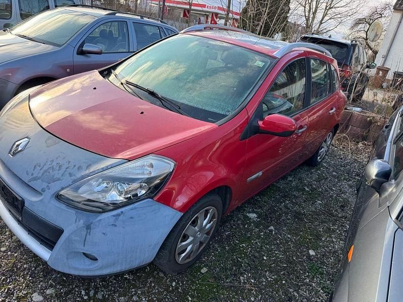 Gebraucht Renault Clio II Dynamique 101 PS (74 kW) 2009 Rot Limousine