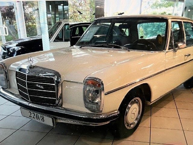 Gebraucht 1973 Mercedes W115 Limousine | 19.900 € - Bild 1/4