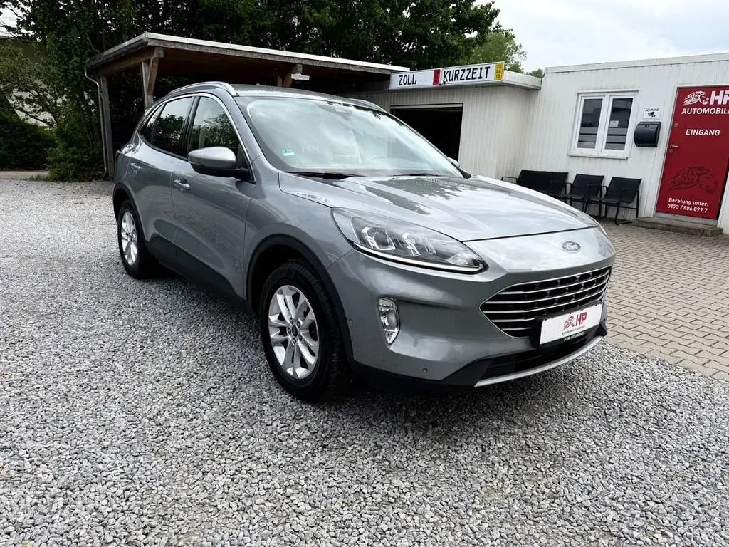 Gebraucht Ford Kuga Titanium 190 PS (139 kW) 2020 Silber SUV