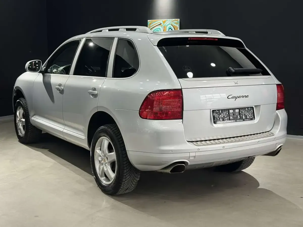 Gebraucht Porsche Cayenne 250 PS (183 kW) 2005 Kristallsilbermetallic SUV