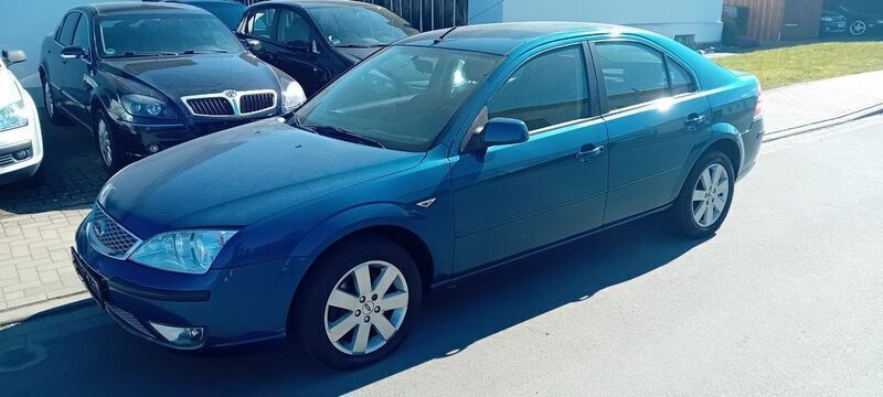 Blau Gebraucht 2007 Ford Mondeo Futura Limousine | 2.650 € (Etwas zu teuer) - Bild 1/4