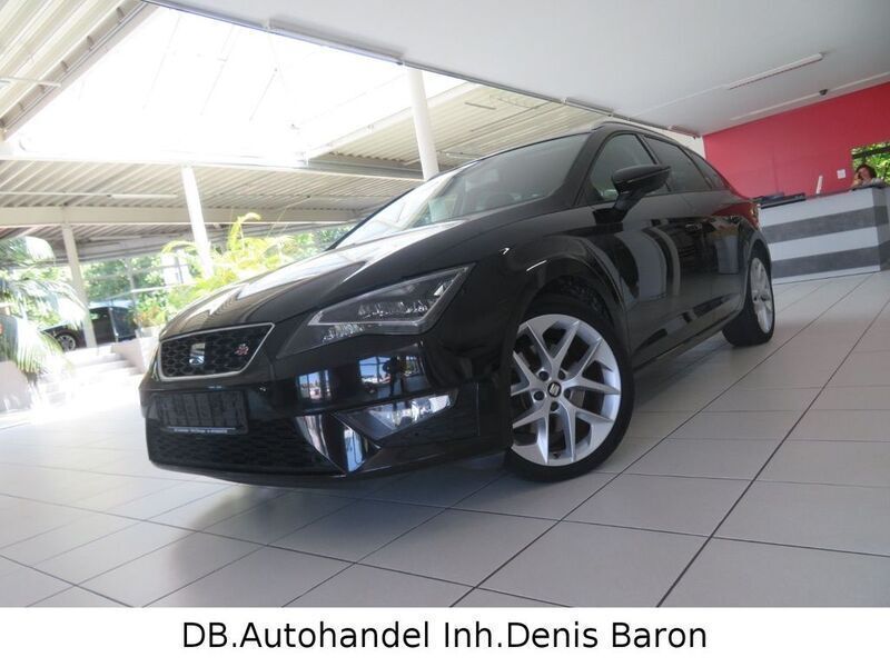 Schwarz Gebraucht 2015 Seat Leon ST FR Kombi | 13.180 € (Fairer Preis) - Bild 1/4