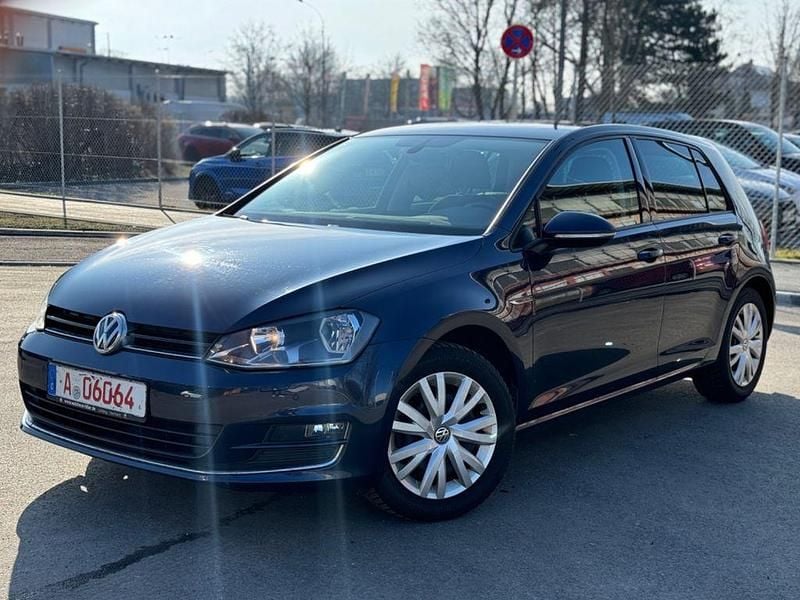 Gebraucht VW Golf VII LOUNGE 110 PS (80 kW) 2015 Blau Limousine