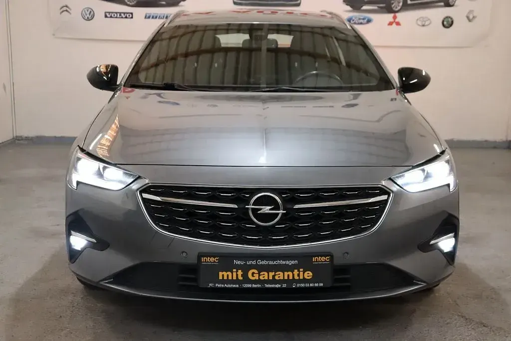 Gebraucht Opel Insignia Elegance 174 PS (127 kW) 2022 Grau Kombi