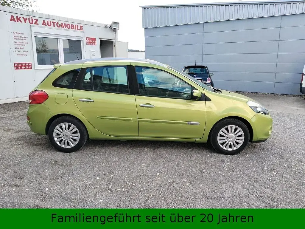 Gebraucht Renault Clio II Dynamique 101 PS (74 kW) 2009 Grün Limousine