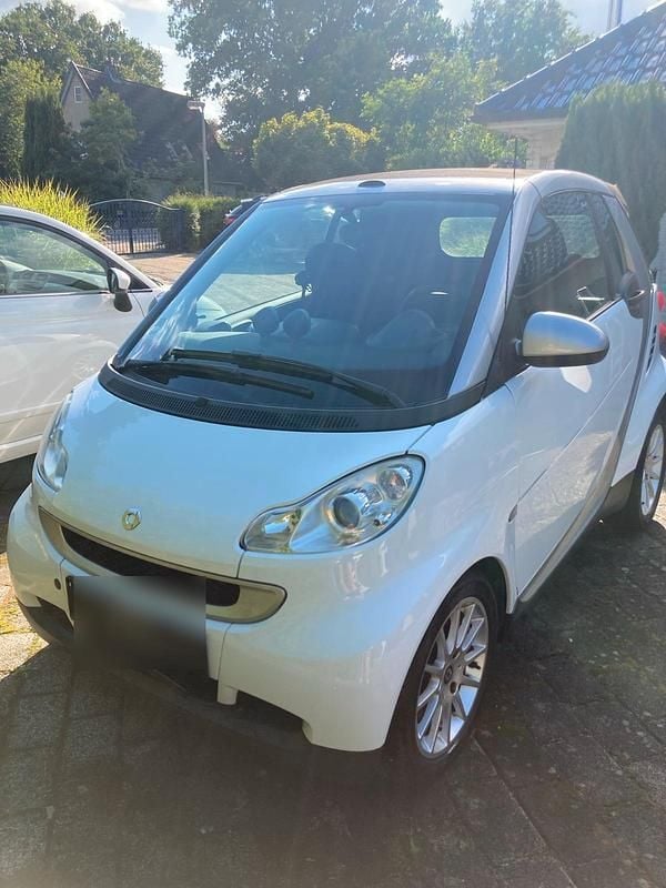 Weiß Gebraucht 2007 Smart ForTwo Cabrio Cabrio | 2.000 € - Bild 1/4