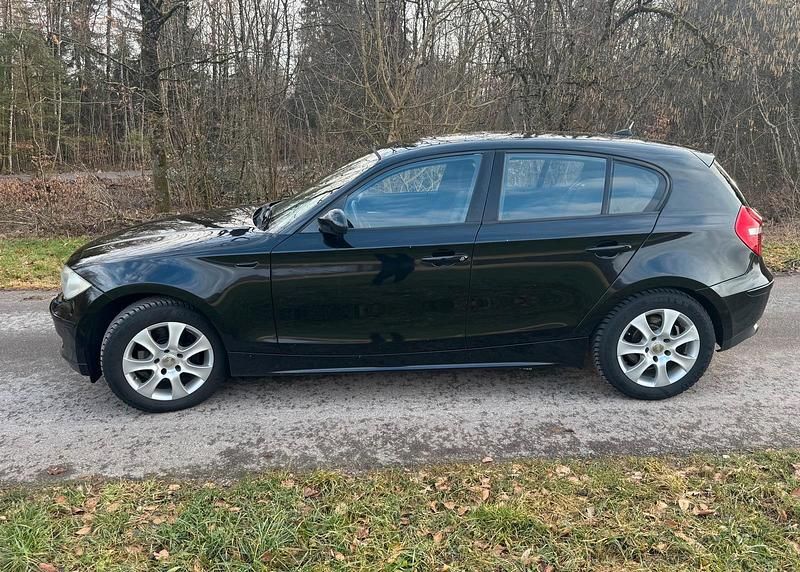 Gebraucht BMW 120 170 PS (125 kW) 2008 Schwarz Kleinwagen
