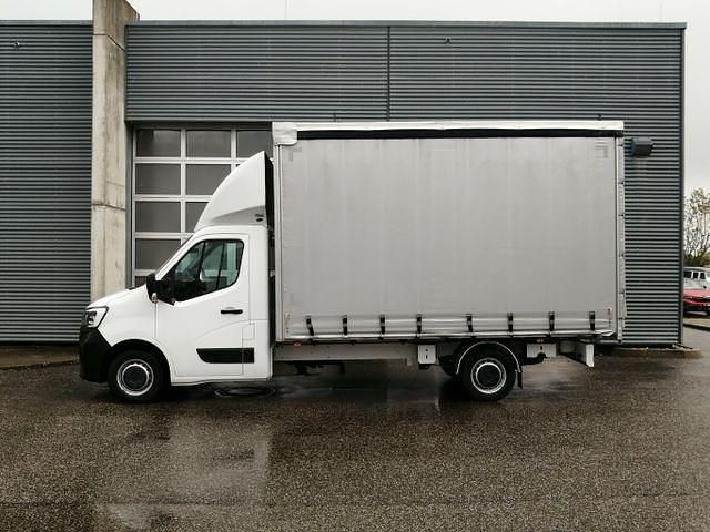 Second-hand Renault Master 163 CP (119 kW) 2021 Alb Van
