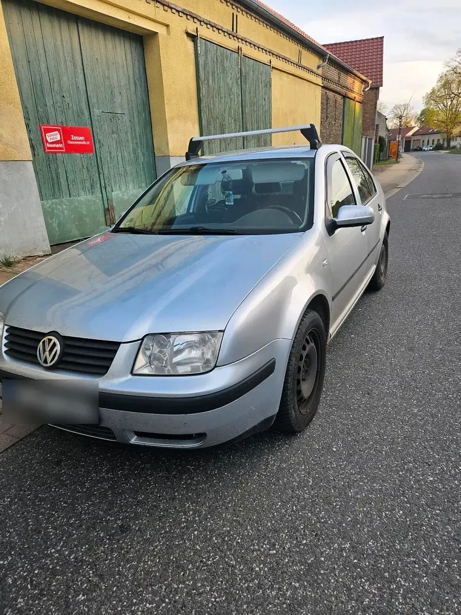 Brugt VW Bora 90 HK (66 kW) 2001 Sølv Sedan