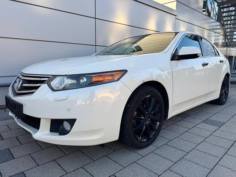 Weiß Gebraucht 2009 Honda Accord Executive Limousine | 5.990 € (Superpreis) - Bild 1/4