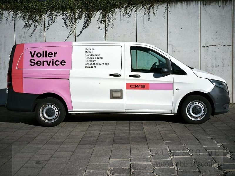 Reinweiß Gebraucht 2020 Mercedes Vito Van / Kleinbus | 13.890 € (Superpreis) - Bild 1/3