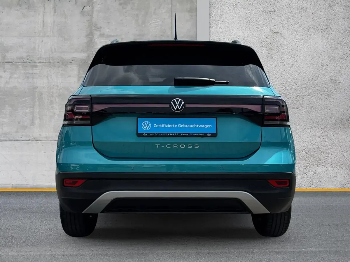 Gebraucht VW T-Cross Active 150 PS (110 kW) 2022 Blau SUV