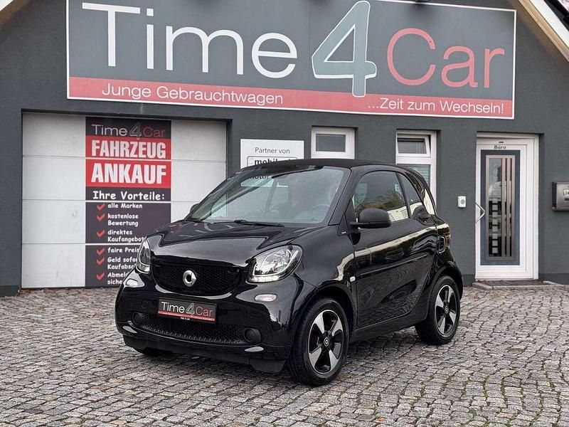 Gebraucht Smart ForTwo Coupé 71 PS (52 kW) 2019 Schwarz Kleinwagen