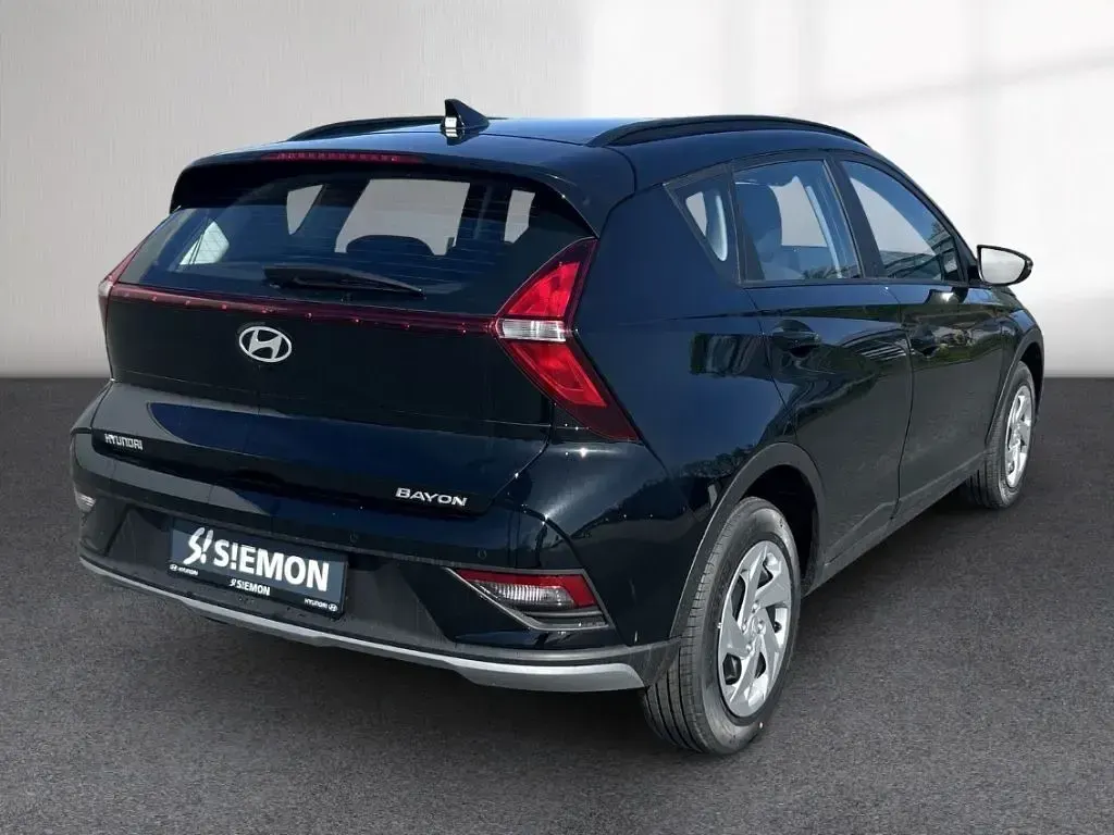 Neu Hyundai Bayon Select 90 PS (66 kW) 2026 Schwarz SUV