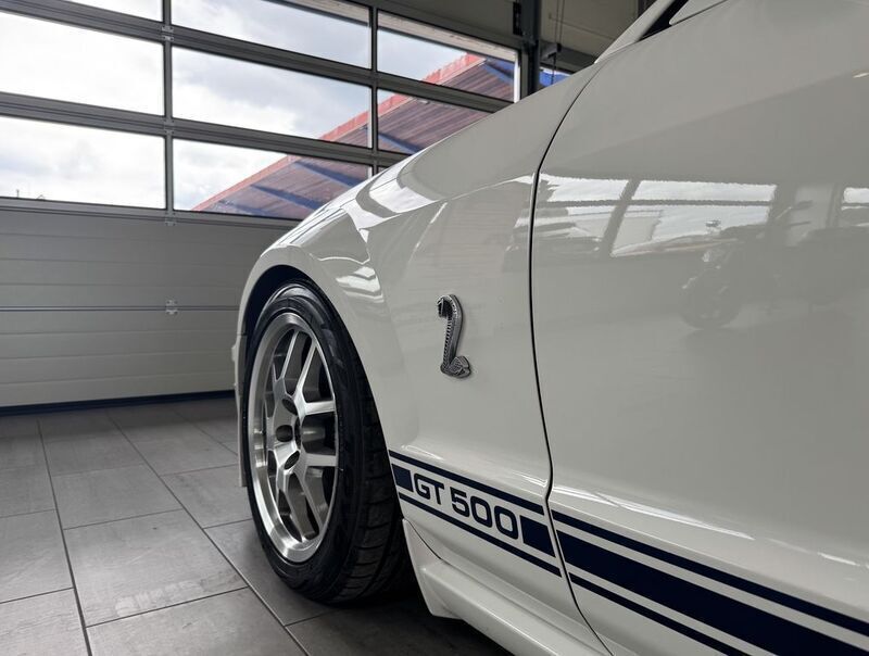 Gebraucht Ford Mustang GT 506 PS (372 kW) 2008 Weiss Coupé