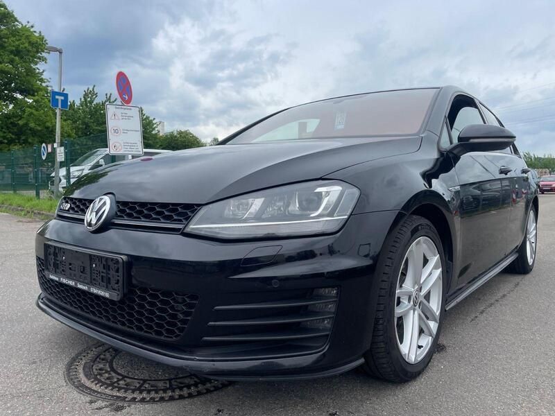Schwarz Gebraucht 2015 VW Golf VII GTD Limousine | 13.600 € (Guter Preis) - Bild 1/4
