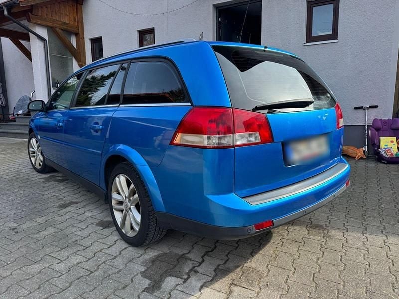 Gebraucht Opel Vectra 155 PS (114 kW) 2006 Blau Kombi