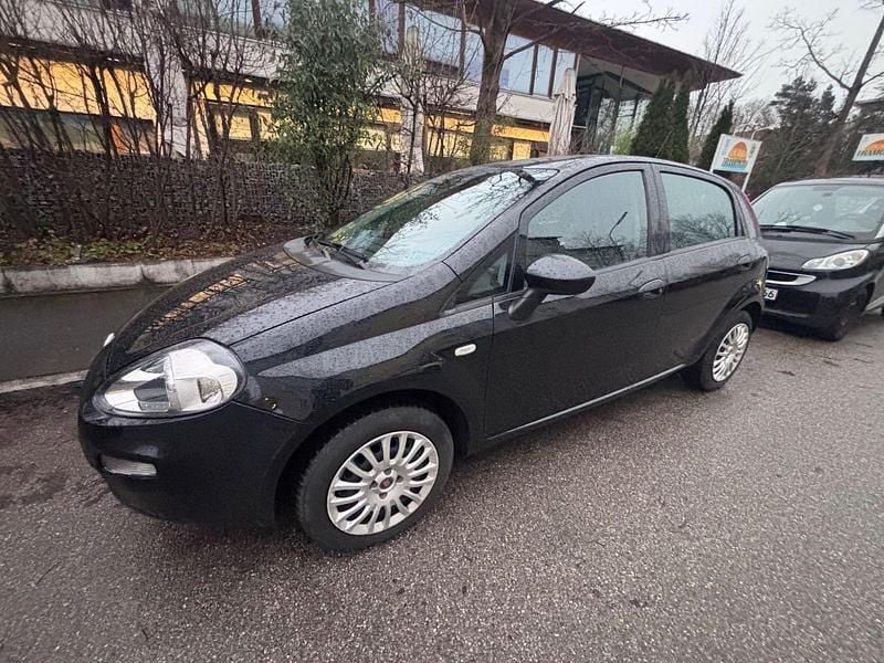 Gebraucht Fiat Punto 69 PS (50 kW) 2017 Schwarz Kleinwagen