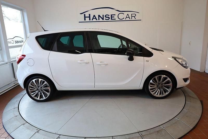 Second-hand Opel Meriva 140 CP (102 kW) 2016 Alb Monovolum