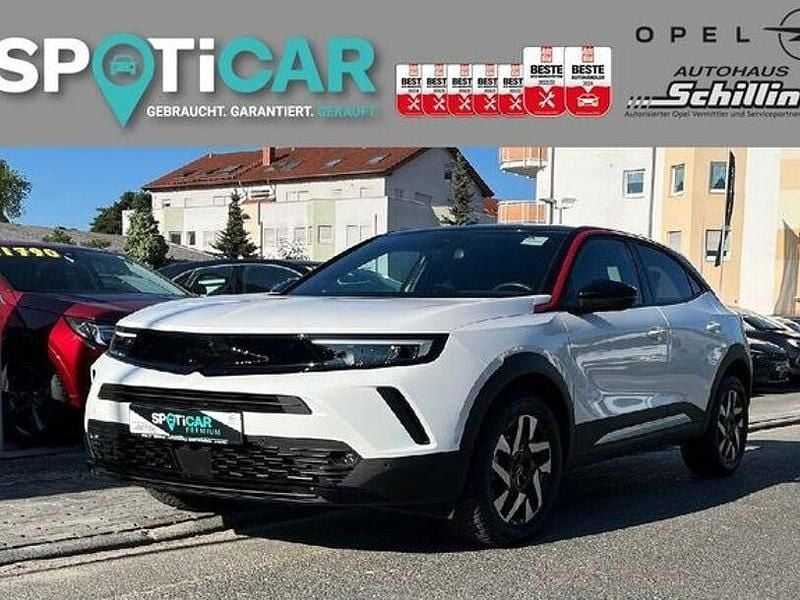 Jade weiß / schwarz Gebraucht 2023 Opel Mokka SUV | 19.990 € (Fairer Preis) - Bild 1/2