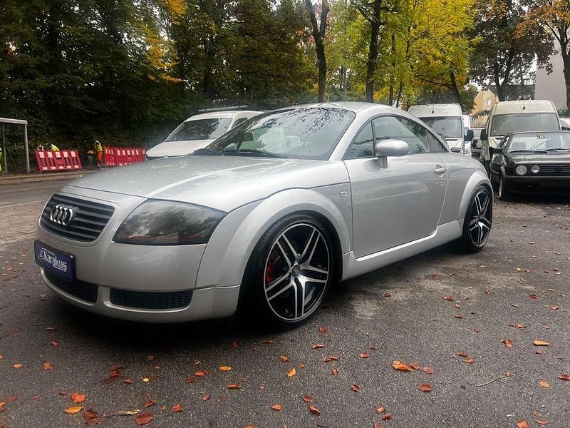 Używany Audi TT Sport 179 KM (131 kW) 2000 Srebrny Coupe